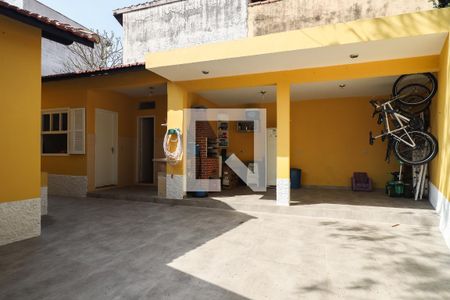 Casa à venda com 171m², 3 quartos e 2 vagasÁrea Externa