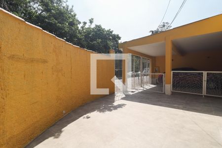 Casa à venda com 171m², 3 quartos e 2 vagasÁrea Externa