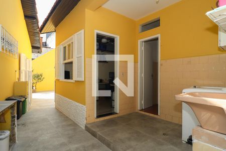 Casa à venda com 171m², 3 quartos e 2 vagasÁrea de Serviço