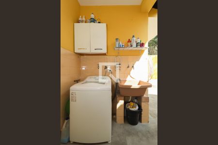 Casa à venda com 171m², 3 quartos e 2 vagasÁrea de Serviço