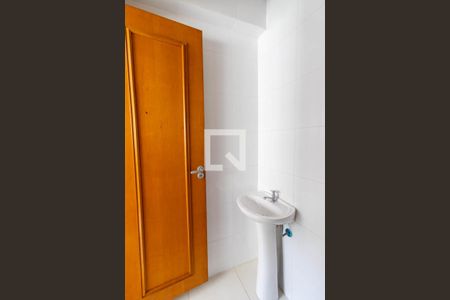 Apartamento para alugar com 101m², 4 quartos e 2 vagas Apartamento para alugar com 101m², 4 quartos e 2 vagasBanheiro de serviço