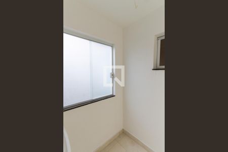 Apartamento à venda com 37m², 2 quartos e sem vaga Apartamento à venda com 37m², 2 quartos e sem vagaÁrea de Serviço
