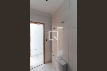 Apartamento à venda com 38m², 2 quartos e sem vaga Apartamento à venda com 38m², 2 quartos e sem vagaBanheiro
