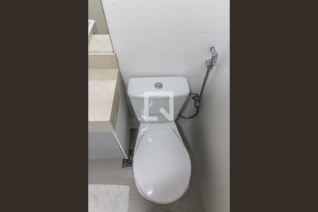 Apartamento à venda com 73m², 2 quartos e 2 vagas Apartamento à venda com 73m², 2 quartos e 2 vagasSuíte - Banheiro