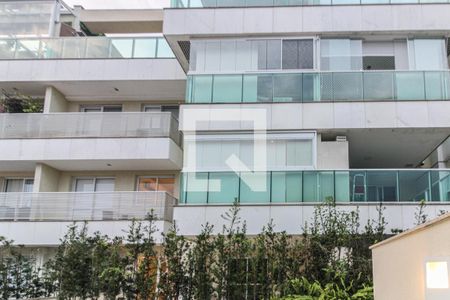 Apartamento à venda com 73m², 2 quartos e 2 vagas Apartamento à venda com 73m², 2 quartos e 2 vagasFachada
