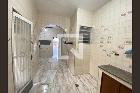 Casa à venda com 200m², 6 quartos e 3 vagas Casa à venda com 200m², 6 quartos e 3 vagasCozinha