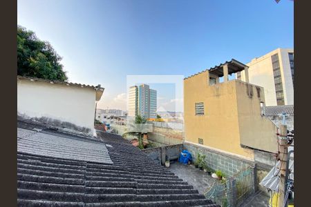 Casa à venda com 200m², 6 quartos e 3 vagas Casa à venda com 200m², 6 quartos e 3 vagasVista da Varanda casa 2