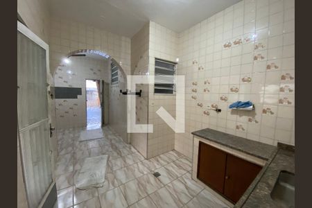 Casa à venda com 200m², 6 quartos e 3 vagas Casa à venda com 200m², 6 quartos e 3 vagasCozinha