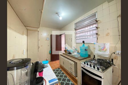 Casa à venda com 200m², 6 quartos e 3 vagas Casa à venda com 200m², 6 quartos e 3 vagasCozinha casa 2