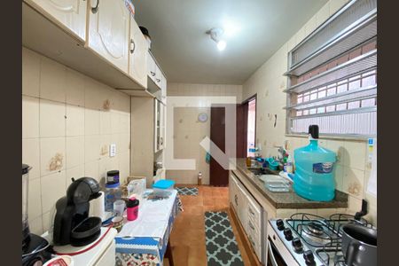 Casa à venda com 200m², 6 quartos e 3 vagas Casa à venda com 200m², 6 quartos e 3 vagasCozinha casa 2