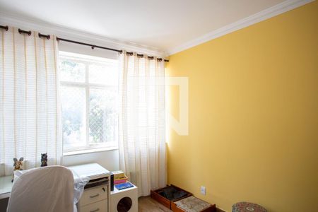 Apartamento à venda com 238m², 4 quartos e 1 vaga Apartamento à venda com 238m², 4 quartos e 1 vagaEscritório