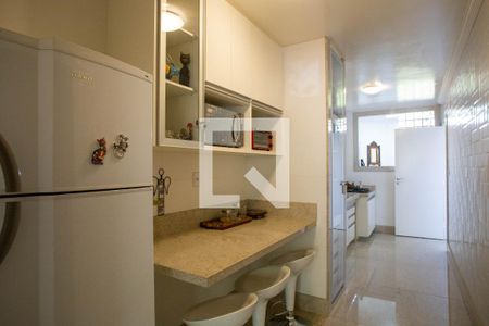 Apartamento à venda com 238m², 4 quartos e 1 vaga Apartamento à venda com 238m², 4 quartos e 1 vagaCozinha