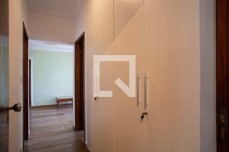 Apartamento à venda com 238m², 4 quartos e 1 vaga Apartamento à venda com 238m², 4 quartos e 1 vagaCorredor