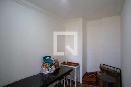 Apartamento à venda com 238m², 4 quartos e 1 vaga Apartamento à venda com 238m², 4 quartos e 1 vagaQuarto de Serviço