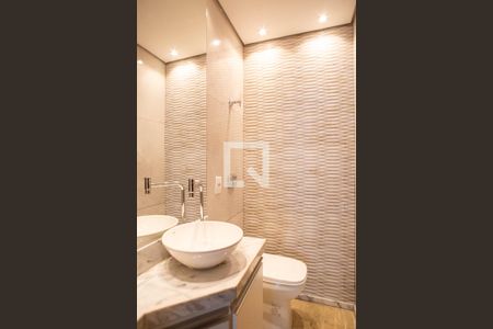 Apartamento à venda com 238m², 4 quartos e 1 vaga Apartamento à venda com 238m², 4 quartos e 1 vagaLavabo