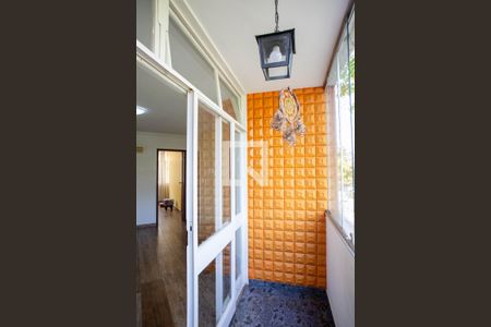 Apartamento à venda com 238m², 4 quartos e 1 vaga Apartamento à venda com 238m², 4 quartos e 1 vagaVaranda da Sala