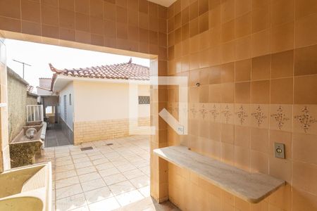 Casa à venda com 299m², 5 quartos e 4 vagasÁrea de Serviço