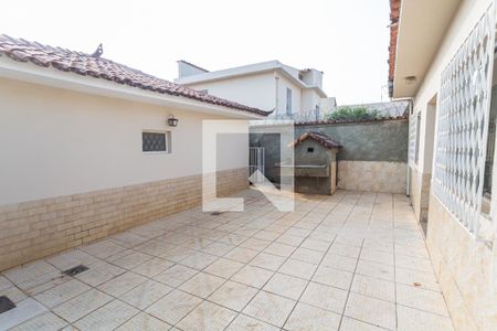 Casa à venda com 299m², 5 quartos e 4 vagasQuintal