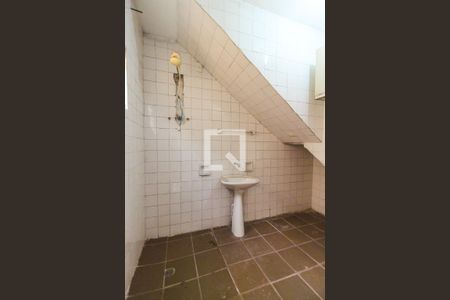 Casa para alugar com 250m², 3 quartos e 4 vagas Casa para alugar com 250m², 3 quartos e 4 vagasBanheiro de Serviço