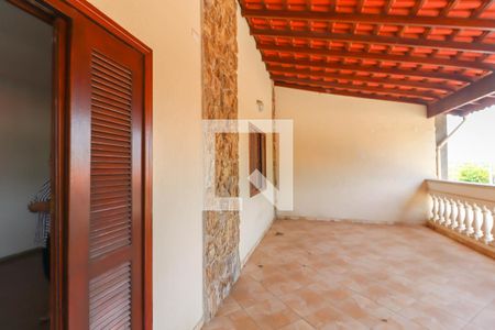 Casa à venda com 262m², 3 quartos e 3 vagas Casa à venda com 262m², 3 quartos e 3 vagasSacada Sala