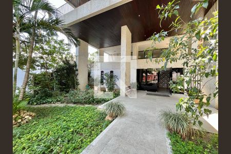 Apartamento à venda com 75m², 2 quartos e 1 vagaEntrada 