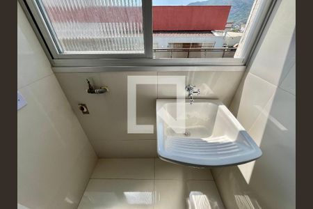 Apartamento à venda com 75m², 2 quartos e 1 vagaÁrea de serviço 