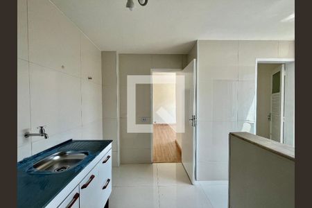 Apartamento à venda com 75m², 2 quartos e 1 vagaCozinha