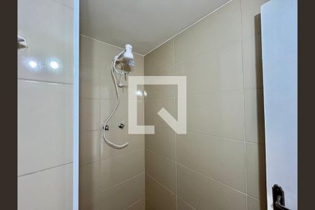 Apartamento à venda com 75m², 2 quartos e 1 vagaBanheiro social 