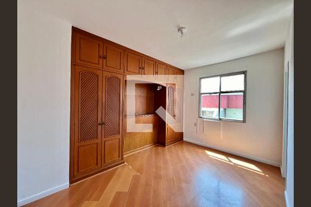 Apartamento à venda com 75m², 2 quartos e 1 vagaSuíte 