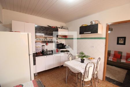 Casa à venda com 216m², 3 quartos e 2 vagasCasa 2 - Cozinha