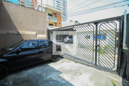 Casa à venda com 171m², 4 quartos e 2 vagas Casa à venda com 171m², 4 quartos e 2 vagasÁrea externa