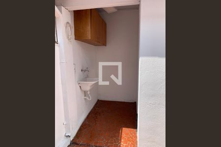 Casa de condomínio à venda com 110m², 2 quartos e 2 vagas Casa de condomínio à venda com 110m², 2 quartos e 2 vagasÁrea de Serviço