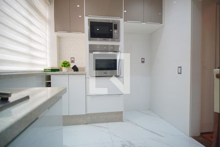 Apartamento para alugar com 62m², 2 quartos e 1 vagaCozinha