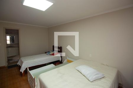 Casa à venda com 400m², 3 quartos e 4 vagasSuíte