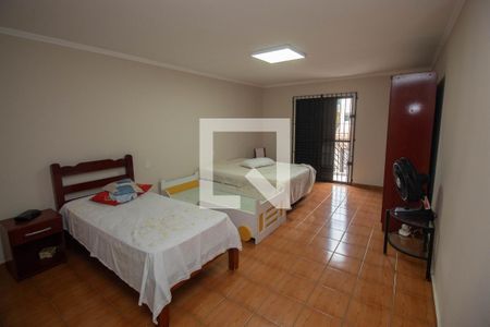 Casa à venda com 400m², 3 quartos e 4 vagasSuíte