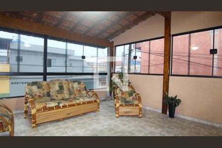 Casa à venda com 240m², 3 quartos e 2 vagas Casa à venda com 240m², 3 quartos e 2 vagasÁrea Gourmet