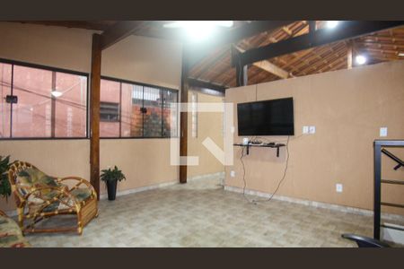 Casa à venda com 240m², 3 quartos e 2 vagas Casa à venda com 240m², 3 quartos e 2 vagasÁrea Gourmet