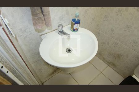 Casa à venda com 240m², 3 quartos e 2 vagas Casa à venda com 240m², 3 quartos e 2 vagasBanheiro 2