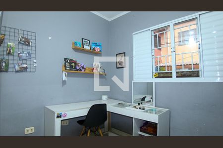 Casa à venda com 240m², 3 quartos e 2 vagas Casa à venda com 240m², 3 quartos e 2 vagasQuarto 3