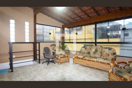 Casa à venda com 240m², 3 quartos e 2 vagas Casa à venda com 240m², 3 quartos e 2 vagasÁrea Gourmet