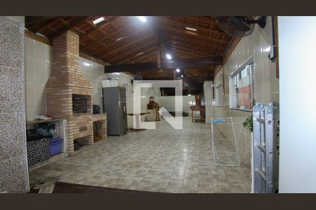 Casa à venda com 240m², 3 quartos e 2 vagas Casa à venda com 240m², 3 quartos e 2 vagasÁrea Gourmet