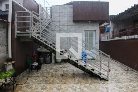 Casa à venda com 240m², 3 quartos e 2 vagas Casa à venda com 240m², 3 quartos e 2 vagasÁrea comum