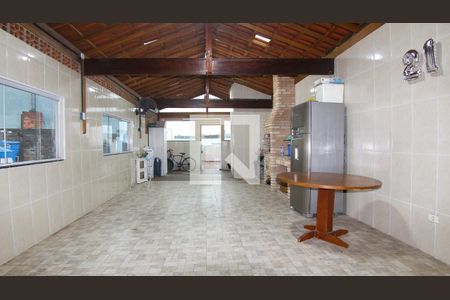 Casa à venda com 240m², 3 quartos e 2 vagas Casa à venda com 240m², 3 quartos e 2 vagasÁrea Gourmet