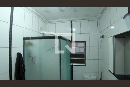 Casa à venda com 240m², 3 quartos e 2 vagas Casa à venda com 240m², 3 quartos e 2 vagasBanheiro