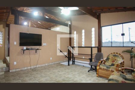 Casa à venda com 240m², 3 quartos e 2 vagas Casa à venda com 240m², 3 quartos e 2 vagasÁrea Gourmet