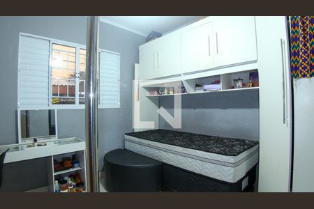 Casa à venda com 240m², 3 quartos e 2 vagas Casa à venda com 240m², 3 quartos e 2 vagasQuarto 3