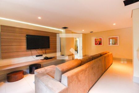 Apartamento à venda com 107m², 3 quartos e 2 vagas Apartamento à venda com 107m², 3 quartos e 2 vagasCinema