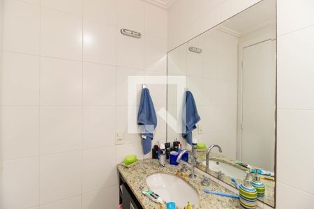 Apartamento à venda com 107m², 3 quartos e 2 vagas Apartamento à venda com 107m², 3 quartos e 2 vagasBanheiro da Suíte 2