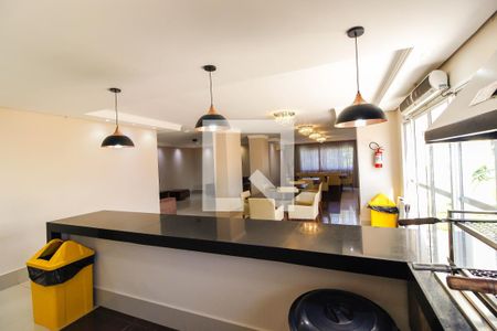 Apartamento à venda com 107m², 3 quartos e 2 vagas Apartamento à venda com 107m², 3 quartos e 2 vagasÁrea comum - Salão de festas