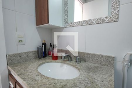 Apartamento à venda com 89m², 3 quartos e 1 vaga Apartamento à venda com 89m², 3 quartos e 1 vagaBanheiro Social